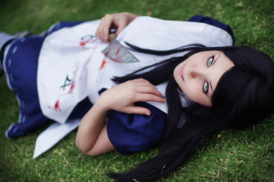 it__s_not_a_dream___alice_madness_returns_cosplay_by_thecrystalshoe-d4ye8ir